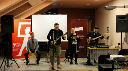 Sporto ir meno sintezė bibliotekoje