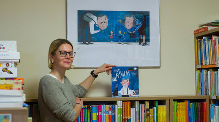 9 spalvoti klausimai parodą bibliotekoje surengusiai dailininkei Taniai Rex 