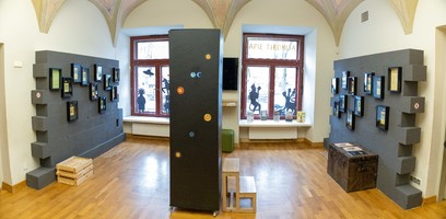Vaikų bibliotekoje – interaktyvi paroda „Apie tironiją“
