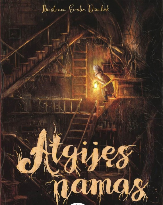 Atgijęs namas